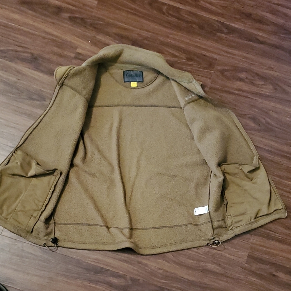 Cabela's Men's Brown Fleece Vest - Picture 8 of 13